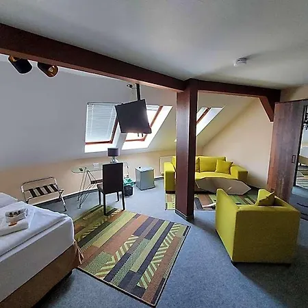 Rothenberger 3* Chemnitz