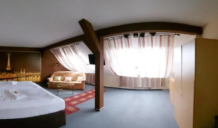 Rothenberger Hotel apartamentowy 3*